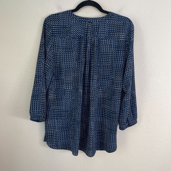 NYDJ Womens Large Blue White Dotted 3/4 Sleeve Blouse Top Pullover Button Front - Picture 9 of 9